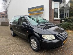 Zwart Gebruikt 2005 Chrysler Voyager MPV | € 1.899 (Goede deal)