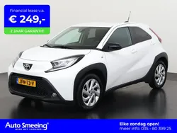 (040) Gebruikt 2024 Toyota Aygo Envy Hatchback | € 19.945 (Eerlijke prijs)