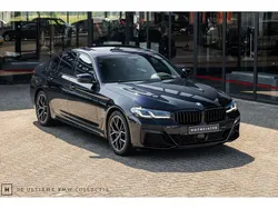 Zwart Gebruikt 2023 BMW 545 M Sport Sedan | € 55.950 (Duur)