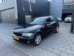 Zwart Gebruikt 2005 BMW 118 Executive Hatchback | € 2.499 (Eerlijke prijs)
