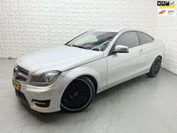 Grijs Gebruikt 2012 Mercedes C180 AMG Coupé | € 9.999 (Super prijs)