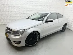 Grijs Gebruikt 2012 Mercedes C180 AMG Coupé | € 11.249 (Goede deal)