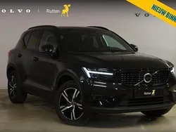 Zwart Gebruikt 2024 Volvo XC40 Plus SUV | € 43.840 (Eerlijke prijs)