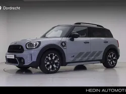 Grijs, metallic lak Gebruikt 2023 Mini Cooper S Countryman Untamed Edition SUV | € 39.895 (Eerlijke prijs)