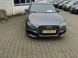 Grijs Gebruikt 2020 Audi A3 Hatchback | € 21.250 (Goede deal)