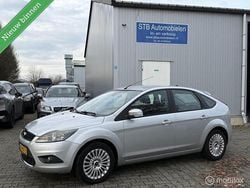 Grijs Gebruikt 2010 Ford Focus Limited Hatchback | € 1.499 (Super prijs)