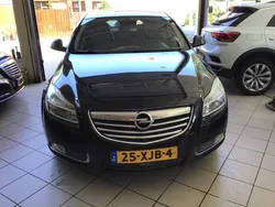 Zwart, metallic lak Gebruikt 2012 Opel Insignia Hatchback | € 5.500 (Eerlijke prijs)