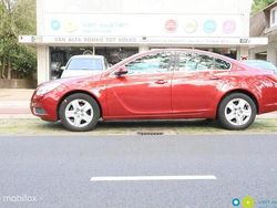 Rood Gebruikt 2009 Opel Insignia Business Sedan | € 6.950 (Eerlijke prijs)