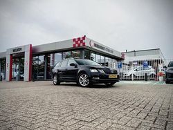 Zwart Gebruikt 2019 Skoda Octavia Stationwagen | € 18.985 (Iets duurder)