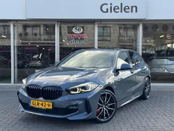 Grijs Gebruikt 2024 BMW 118 M Sport Hatchback | € 36.400 (Eerlijke prijs)