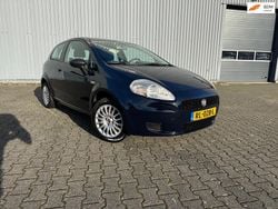 Blauw Gebruikt 2011 Fiat Punto Hatchback | € 3.245 (Eerlijke prijs)