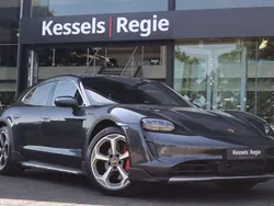 Grijs, metallic lak Gebruikt 2022 Porsche Taycan Cross Turismo Sedan | € 76.950 (Duur)