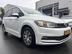 Wit Gebruikt 2017 VW Touran MPV | € 8.999