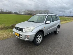 Grijs Gebruikt 2003 Toyota RAV4 Luna SUV | € 3.995 (Eerlijke prijs)