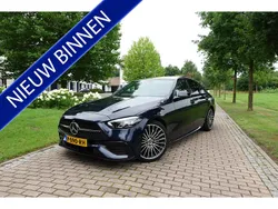 Blauw Gebruikt 2022 Mercedes C200 AMG line Sedan | € 43.950 (Eerlijke prijs)