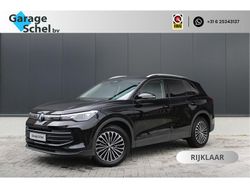 Zwart Gebruikt 2025 VW Tiguan Edition SUV | € 39.950 (Super prijs)