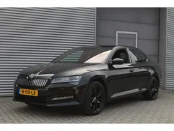 Zwart Gebruikt 2021 Skoda Superb Business Line Hatchback | € 23.999 (Goede deal)
