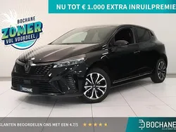 Zwart Gebruikt 2023 Renault Clio V Techno Hatchback | € 22.400 (Eerlijke prijs)