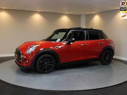 Rood Gebruikt 2014 Mini ONE Hatchback | € 12.940 (Duur)