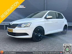 Wit Gebruikt 2015 Skoda Fabia Active Hatchback | € 4.700 (Duur)