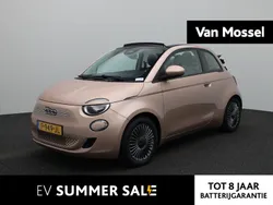 Rood Gebruikt 2022 Fiat 500e Icon Cabriolet | € 19.900 (Eerlijke prijs)