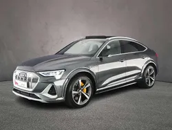 Grijs Gebruikt 2020 Audi e-tron Sportback Design SUV | € 44.900 (Iets duurder)