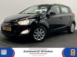 Zwart Gebruikt 2014 Hyundai i20 Hatchback | € 6.950 (Eerlijke prijs)