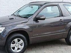 Grijs, metallic lak Gebruikt 2012 Suzuki Grand Vitara Exclusive SUV | € 15.949