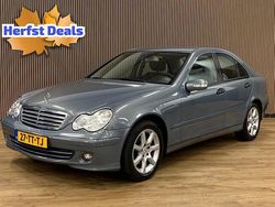 Grijs Gebruikt 2007 Mercedes C180 Classic Sedan | € 4.945 (Eerlijke prijs)