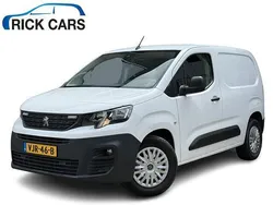 Wit Gebruikt 2021 Peugeot Partner Premium MPV | € 14.950 (Eerlijke prijs)