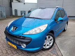 Blauw, metallic lak Gebruikt 2008 Peugeot 207 Stationwagen | € 2.995 (Iets duurder)