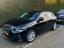 Zwart Gebruikt 2022 Opel Corsa Edition Hatchback | € 14.950 (Eerlijke prijs)