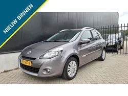 Grijs, metallic lak Gebruikt 2010 Renault Clio GrandTour Collection Stationwagen | € 3.695 (Eerlijke prijs)