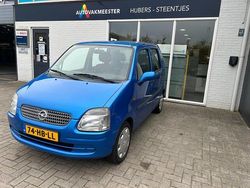 Blauw Gebruikt 2001 Opel Agila Comfort Hatchback | € 795 (Eerlijke prijs)