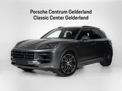 Grijs Nieuw 2025 Porsche Cayenne SUV | € 157.361 (Goede deal)