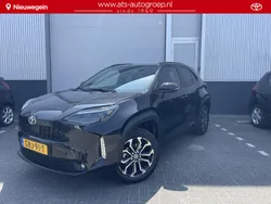 Zwart Gebruikt 2024 Toyota Yaris Cross SUV | € 29.350 (Eerlijke prijs)