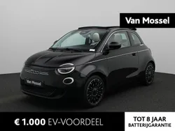 Gebruikt 2023 Fiat 500e La Prima Cabriolet | € 25.900 (Eerlijke prijs)