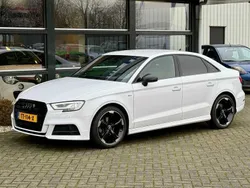 Wit Gebruikt 2018 Audi A3 S-Line Sedan | € 17.495 (Eerlijke prijs)