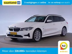 Wit Gebruikt 2022 BMW 330e Executive Stationwagen | € 30.445 (Goede deal)