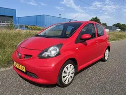 Rood Gebruikt 2006 Toyota Aygo Hatchback | € 1.499 (Eerlijke prijs)