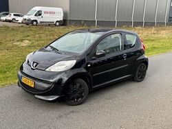 Gebruikt 2009 Peugeot 107 Hatchback | € 1.950