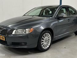Grijs Gebruikt 2006 Volvo S80 Summum Sedan | € 11.945 (Eerlijke prijs)