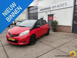 Rood Gebruikt 2014 Toyota Yaris Hatchback | € 6.950 (Eerlijke prijs)