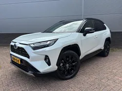 Wit Gebruikt 2024 Toyota RAV4 Style SUV | € 49.980 (Eerlijke prijs)