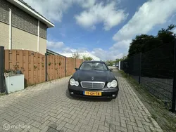 Blauw Gebruikt 2000 Mercedes C180 Avantgarde Sedan | € 1.695 (Eerlijke prijs)