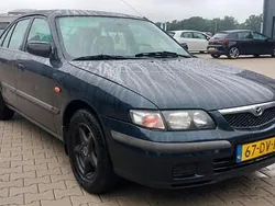 Blauw Gebruikt 2000 Mazda 626 | € 899