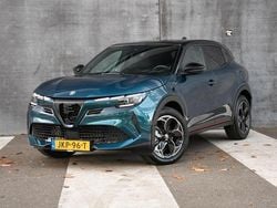 Nieuw 2025 Alfa Romeo Junior Edizione Speciale SUV | € 36.295 (Super prijs)