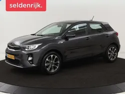 Grijs, metallic lak Gebruikt 2018 Kia Stonic SUV | € 9.900 (Eerlijke prijs)