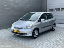 Grijs Gebruikt 2006 Honda Jazz LS Hatchback | € 4.250 (Iets duurder)