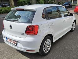 Wit Gebruikt 2016 VW Polo Comfortline Sedan | € 9.900 (Goede deal)